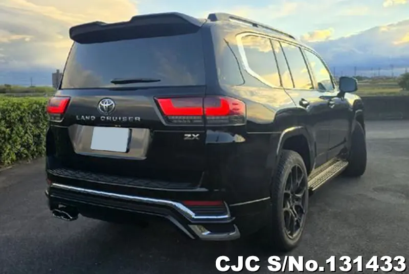 2023 Toyota / Land Cruiser Stock No. 131433