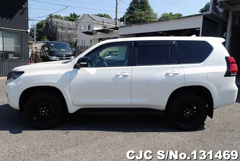 2022 Toyota / Land Cruiser Prado Stock No. 131469