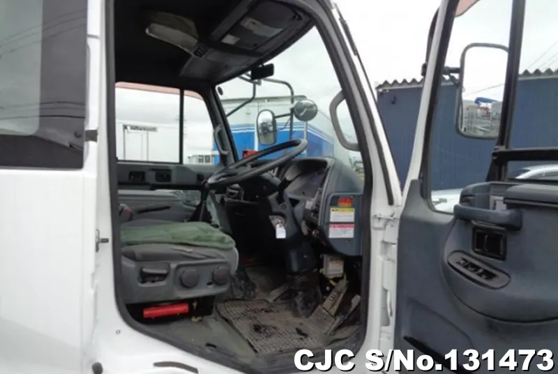 2005 Nissan / Condor Stock No. 131473