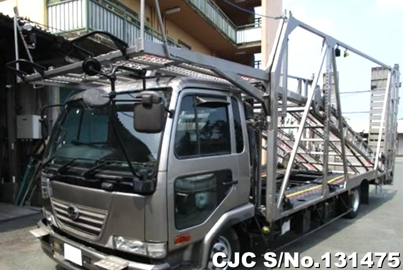 2004 Nissan / Condor Stock No. 131475