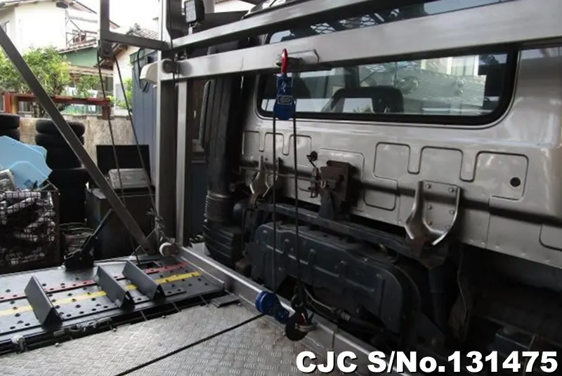 2004 Nissan / Condor Stock No. 131475