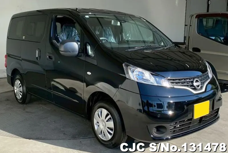 Nissan / NV200 2025