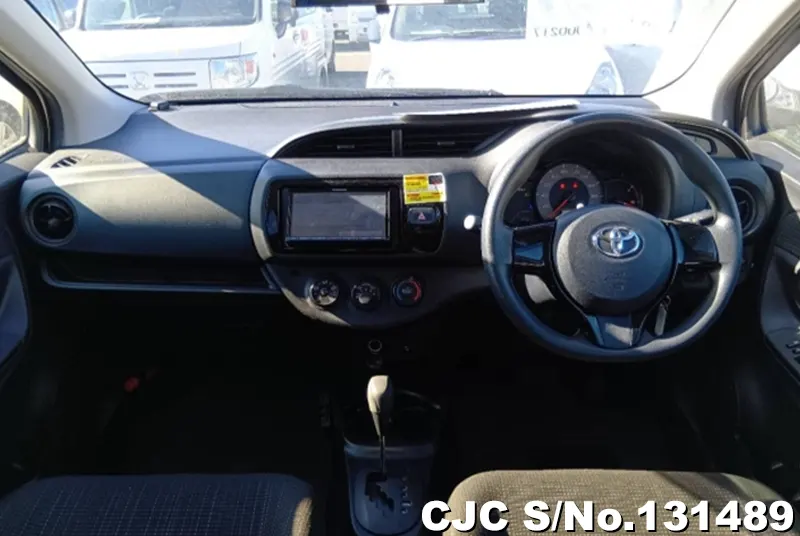 2018 Toyota / Vitz Stock No. 131489
