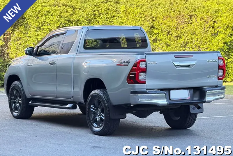 Toyota Hilux in Silver for Sale Image 1