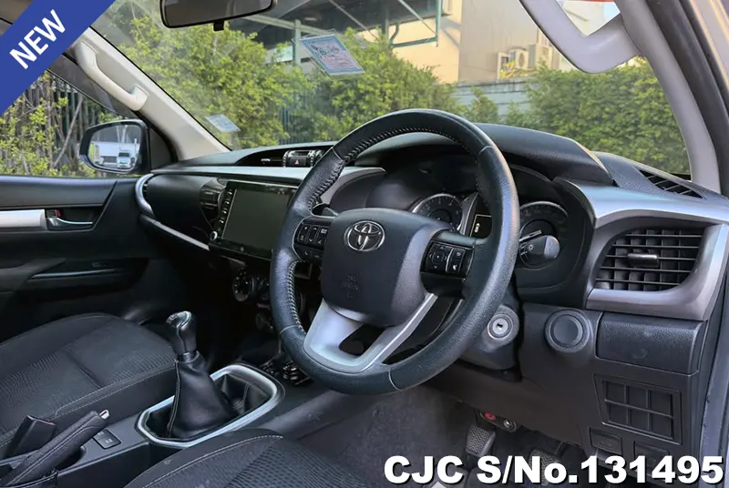 2021 Toyota / Hilux / Revo Stock No. 131495