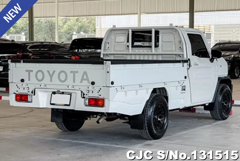 2024 Toyota / Hilux / Champ Stock No. 131515