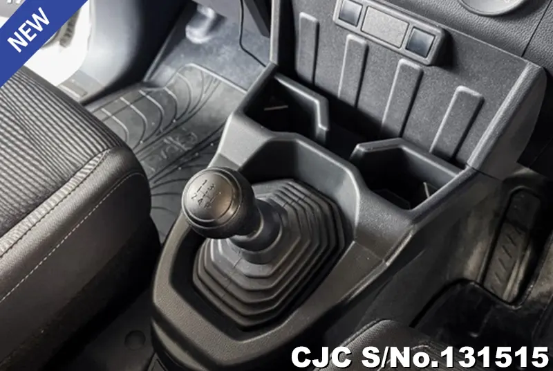 2024 Toyota / Hilux / Champ Stock No. 131515