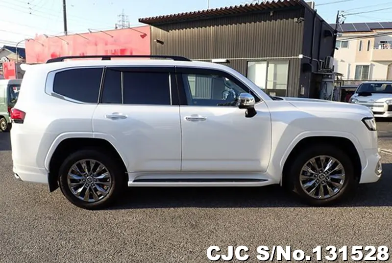 2022 Toyota / Land Cruiser Stock No. 131528