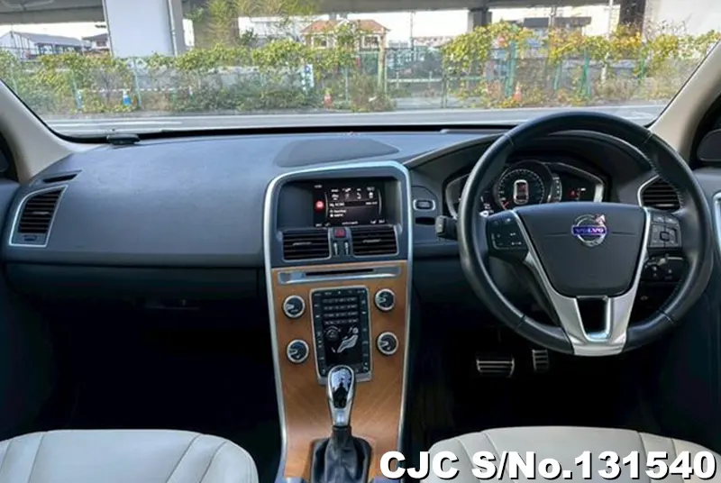 2017 Volvo / XC60 Stock No. 131540