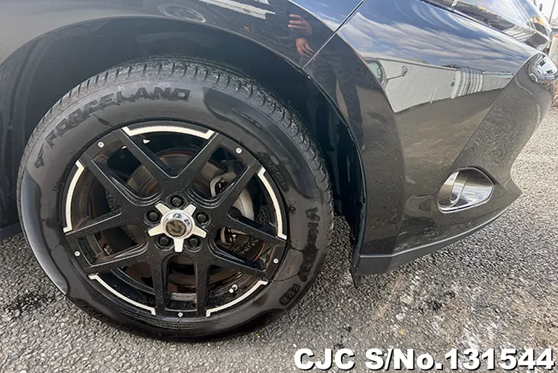 Toyota Harrier in Black for Sale Image 14