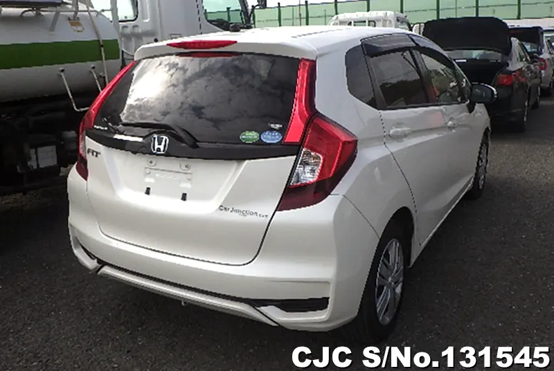 Honda Fit in White for Sale Image 2