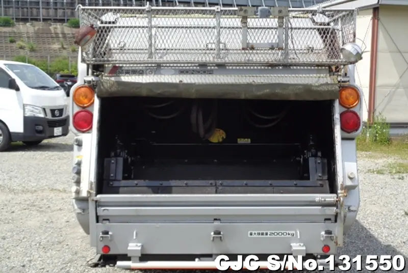 2004 Nissan / Condor Stock No. 131550