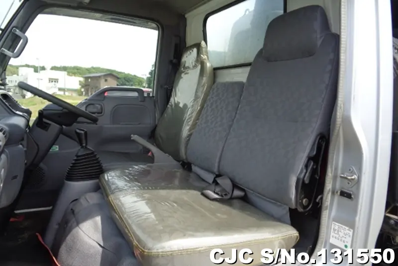 2004 Nissan / Condor Stock No. 131550