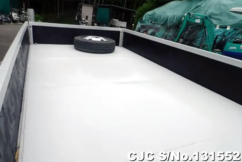 2002 Nissan / Condor Stock No. 131552