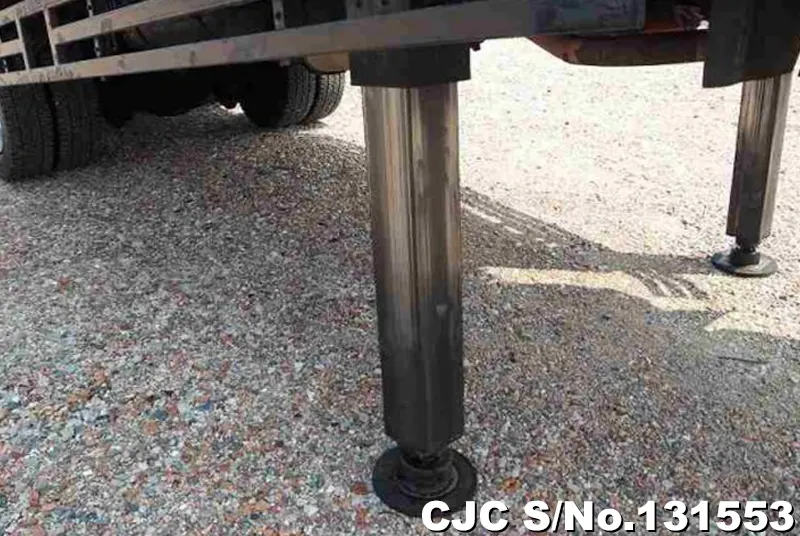 2002 Nissan / Condor Stock No. 131553