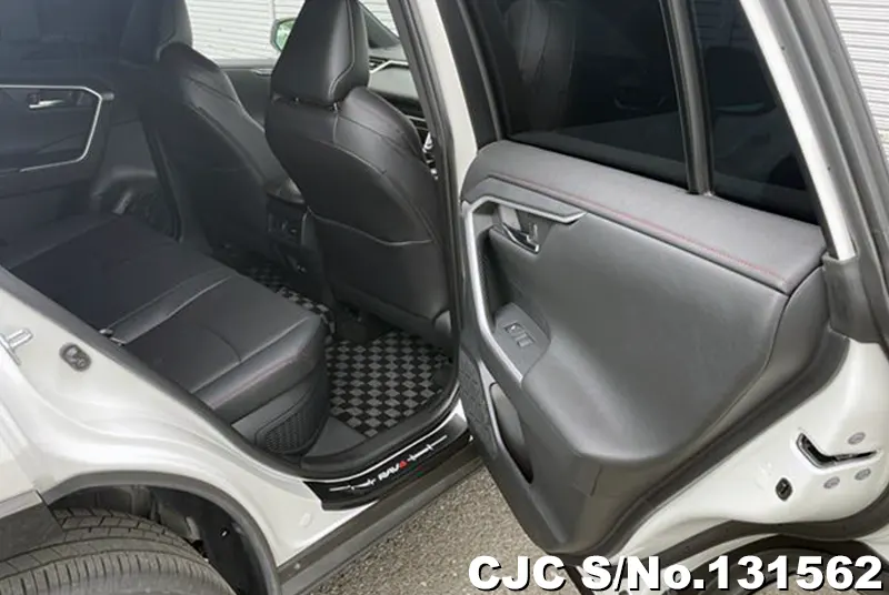 2021 Toyota / Rav4 Stock No. 131562