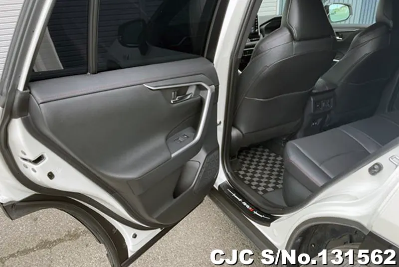 2021 Toyota / Rav4 Stock No. 131562