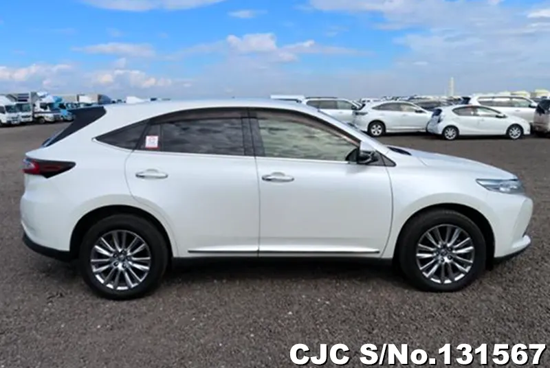 2019 Toyota / Harrier Stock No. 131567