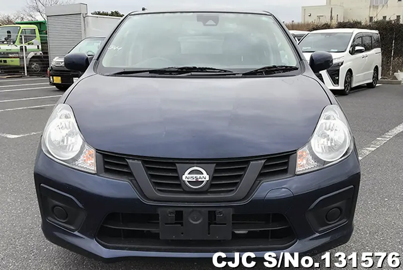 Nissan AD Van in BLUE for Sale Image 4