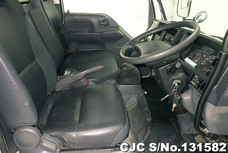 2015 Isuzu / Elf Stock No. 131582