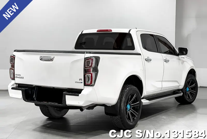 Isuzu D-Max in White for Sale Image 2