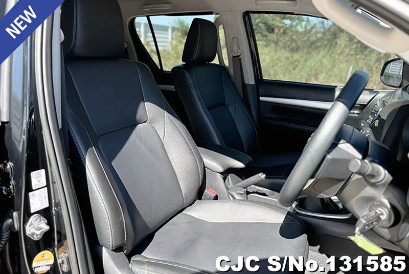 2021 Toyota / Hilux / Revo Stock No. 131585