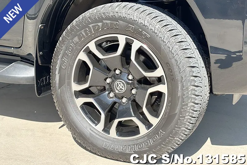 2021 Toyota / Hilux / Revo Stock No. 131585