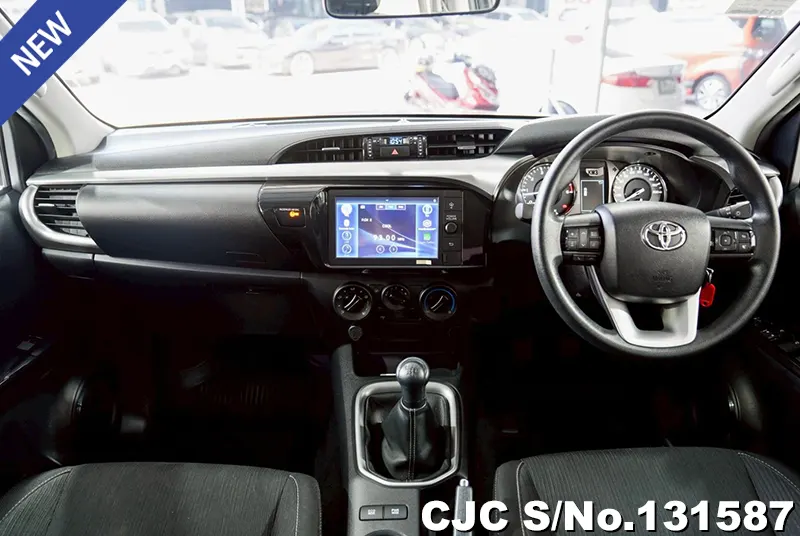 2021 Toyota / Hilux / Revo Stock No. 131587