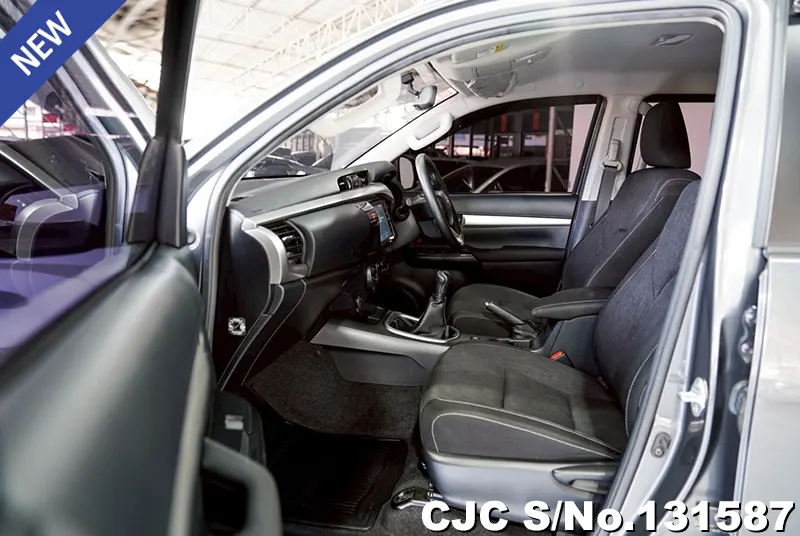 2021 Toyota / Hilux / Revo Stock No. 131587