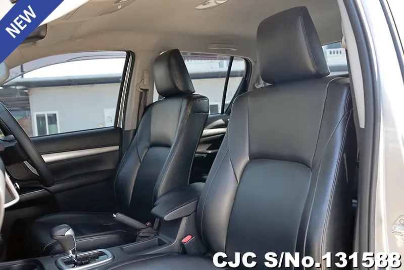 2020 Toyota / Hilux / Revo Stock No. 131588