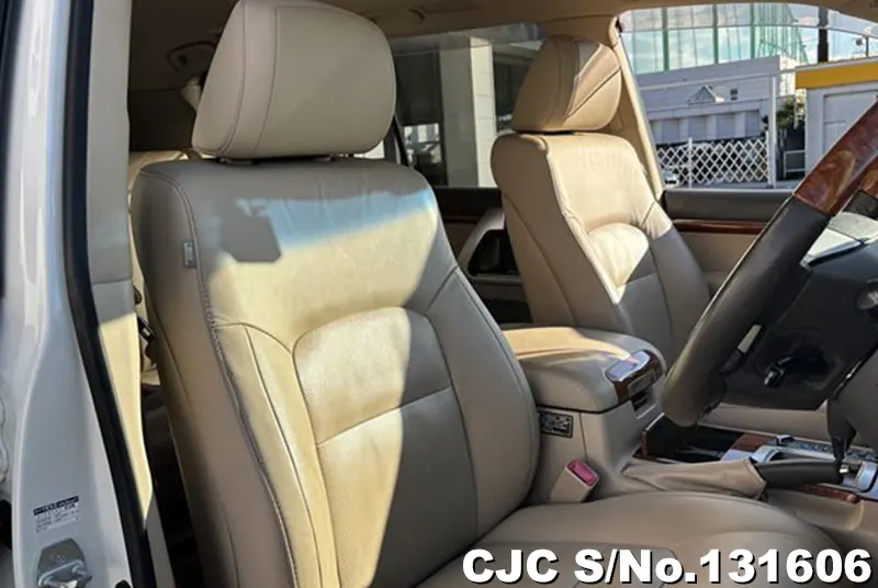 2014 Toyota / Land Cruiser Stock No. 131606