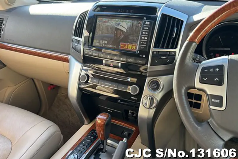 2014 Toyota / Land Cruiser Stock No. 131606
