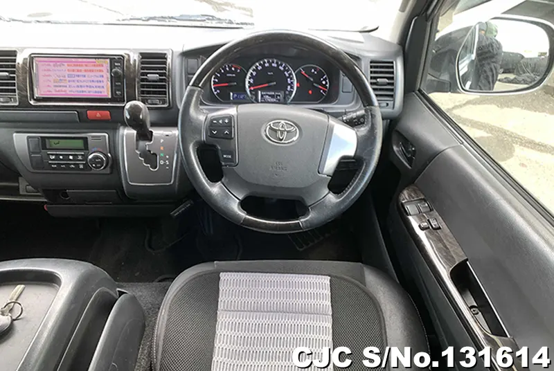 2016 Toyota / Hiace Stock No. 131614