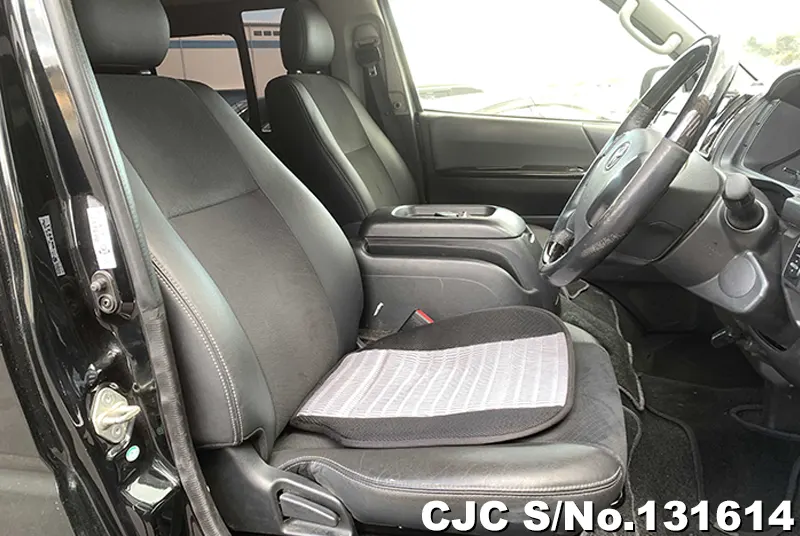 2016 Toyota / Hiace Stock No. 131614