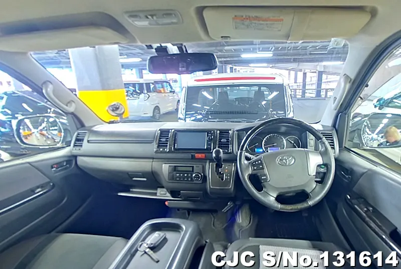 2016 Toyota / Hiace Stock No. 131614