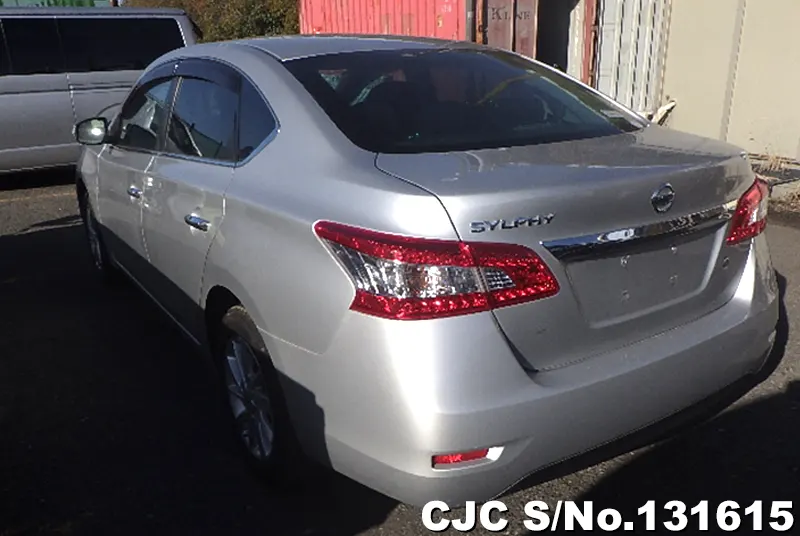 Nissan Bluebird Sylphy in Silver for Sale Image 1