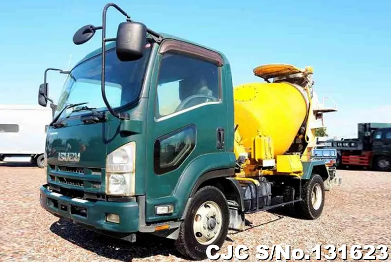 2013 Isuzu / Forward Stock No. 131623