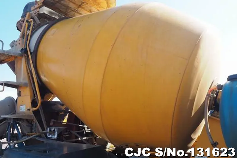 2013 Isuzu / Forward Stock No. 131623