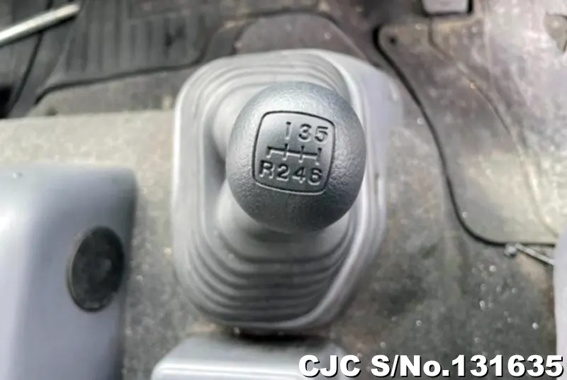 2011 Isuzu / Forward Stock No. 131635