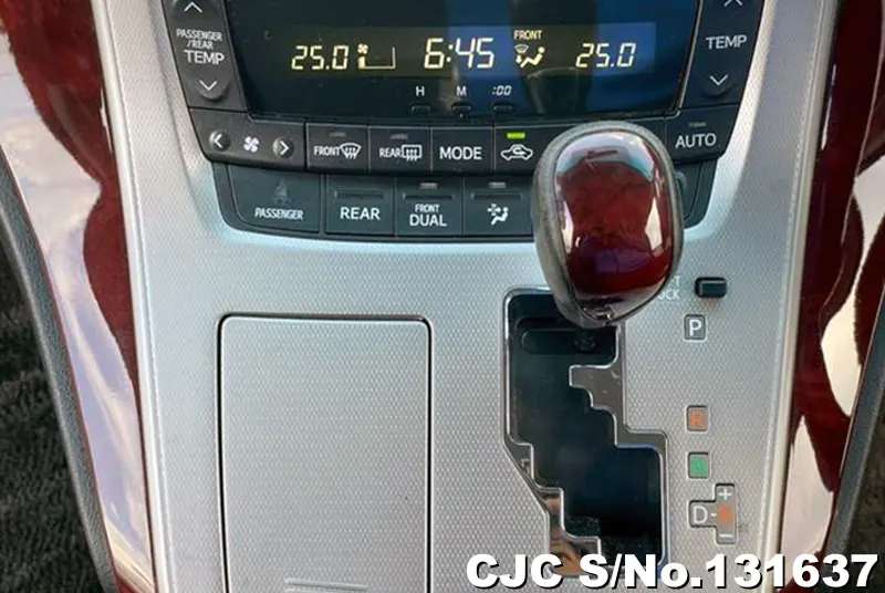 2010 Toyota / Alphard Stock No. 131637