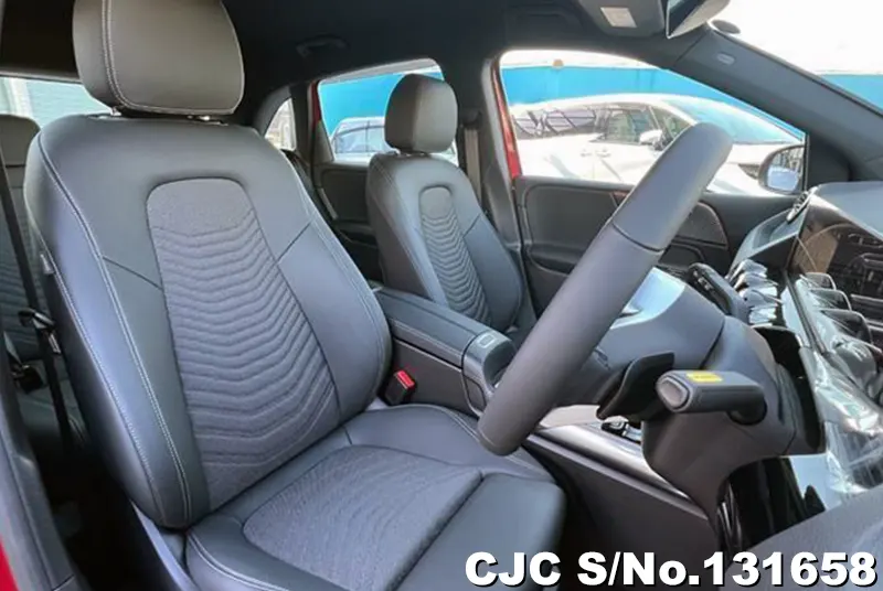 2025 Mercedes Benz / B Class Stock No. 131658