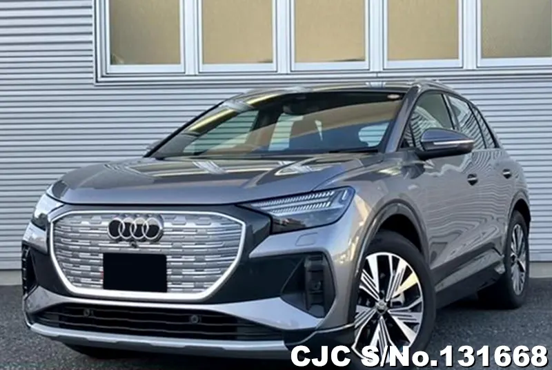 2025 Audi / Q4 e-tron Stock No. 131668