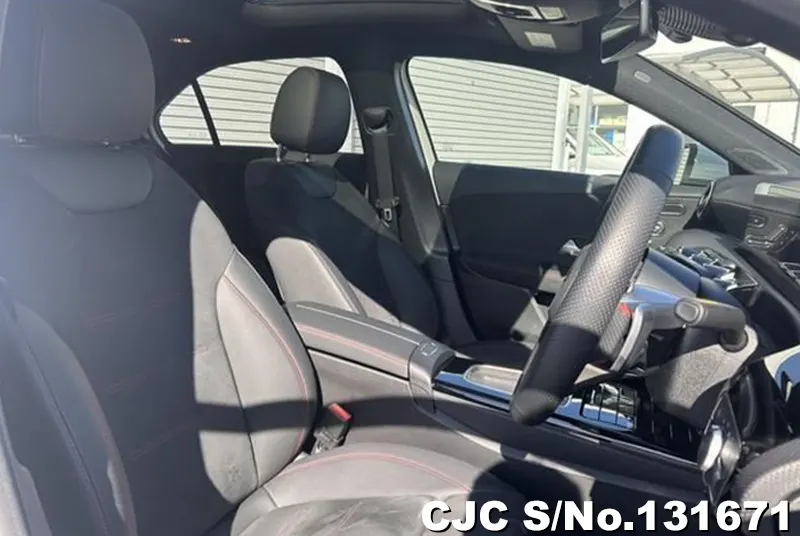 2025 Mercedes Benz / A Class Stock No. 131671