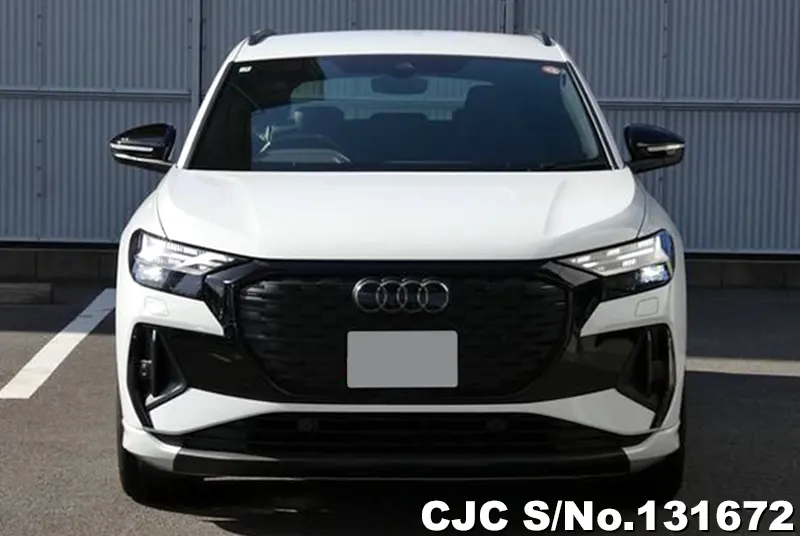 2025 Audi / Q4 e-tron Stock No. 131672
