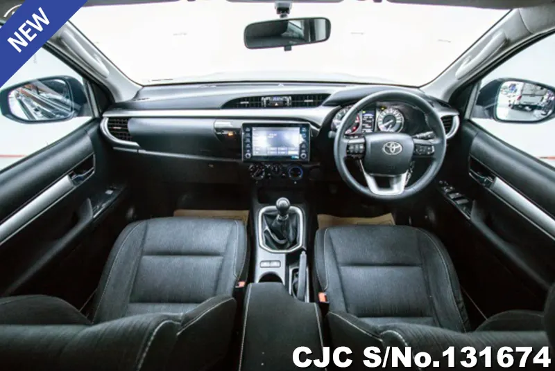 Toyota Hilux in Gray for Sale Image 5