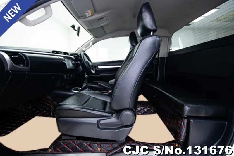 2021 Toyota / Hilux / Revo Stock No. 131676