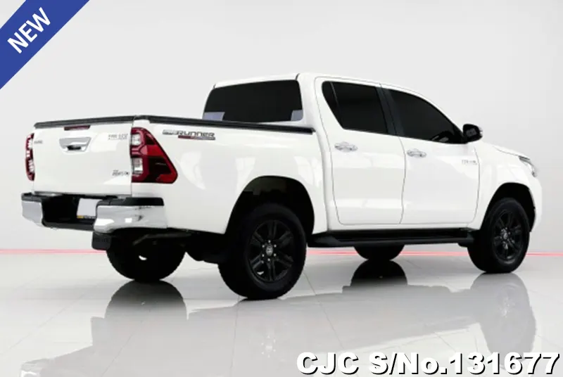 2021 Toyota / Hilux / Revo Stock No. 131677