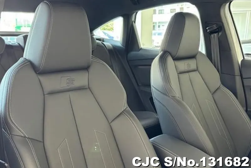 2025 Audi / Q4 e-tron Stock No. 131682