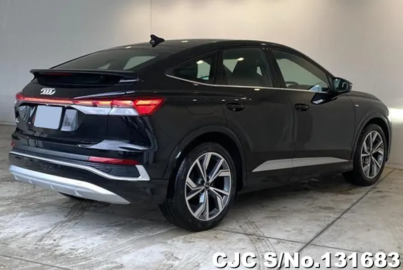 2025 Audi / Q4 e-tron Stock No. 131683