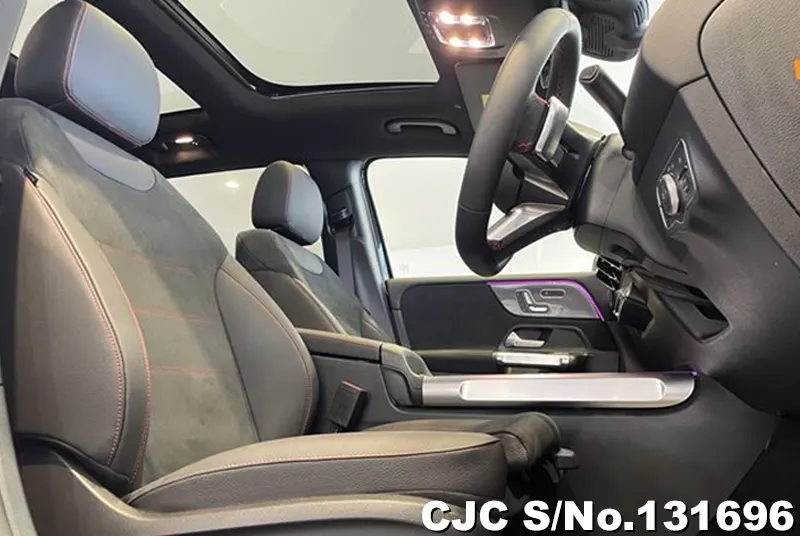 2025 Mercedes Benz / GLB Class Stock No. 131696